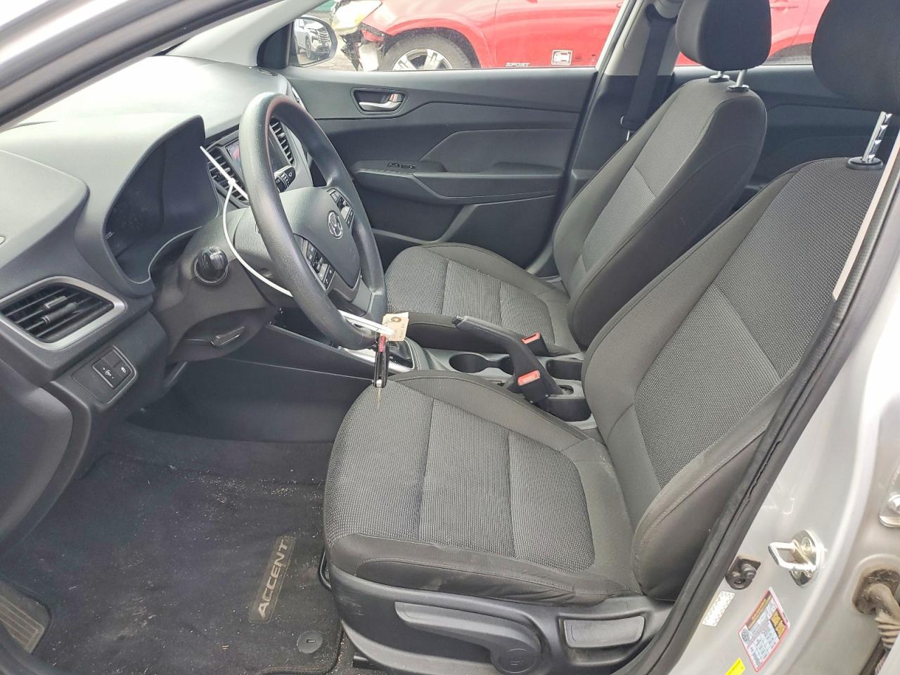2020 Hyundai Accent Se - Фото 7