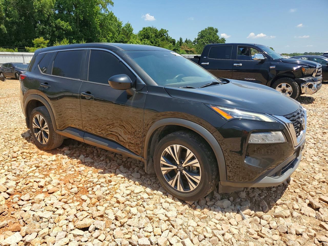 2023 Nissan Rogue Sv - Image 4