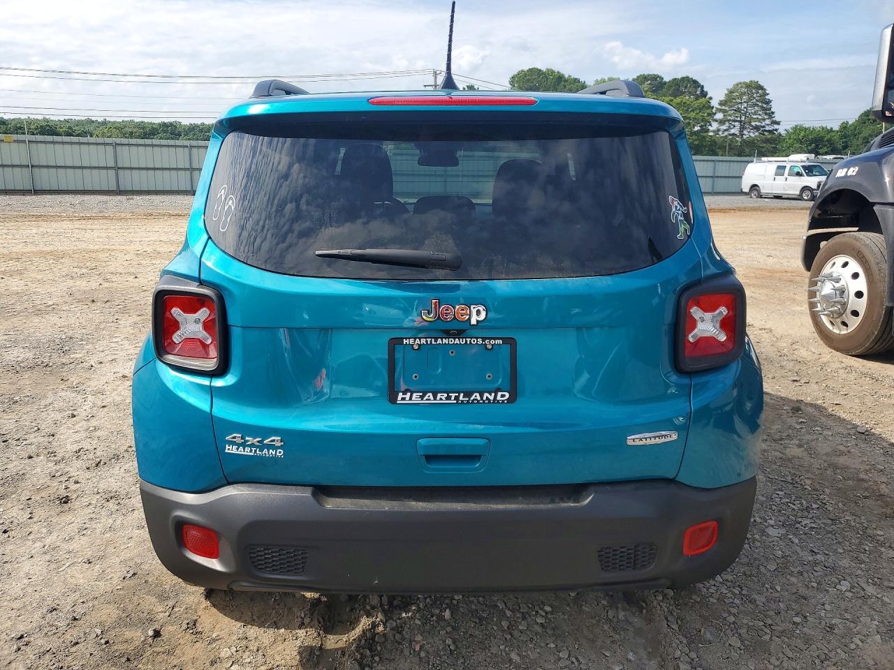 2022 Jeep Renegade Latitude - Image 6