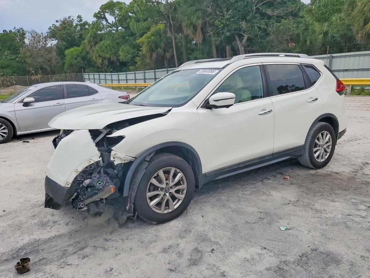2017 Nissan Rogue Sv