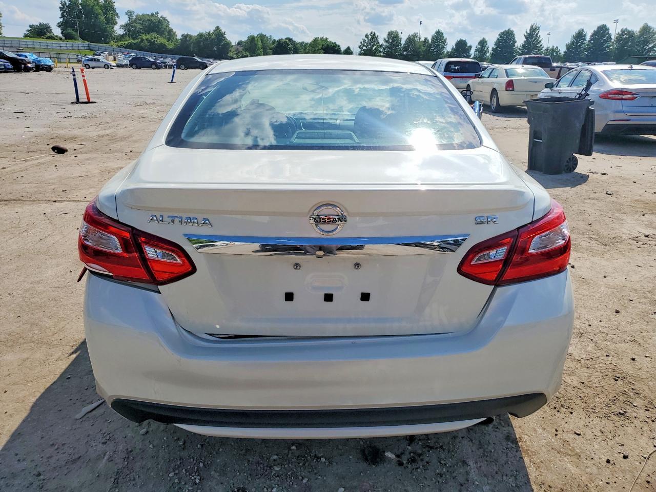 2016 Nissan Altima 2.5 Sr - Фото 6