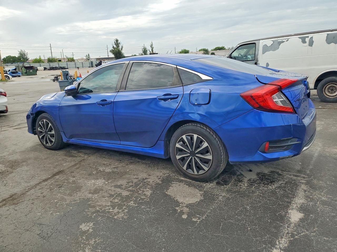 2021 Honda Civic Lx - Фото 2