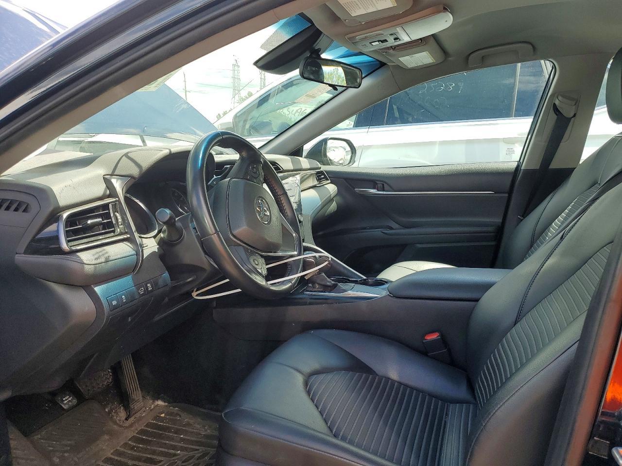 2020 Toyota Camry Se - Image 7