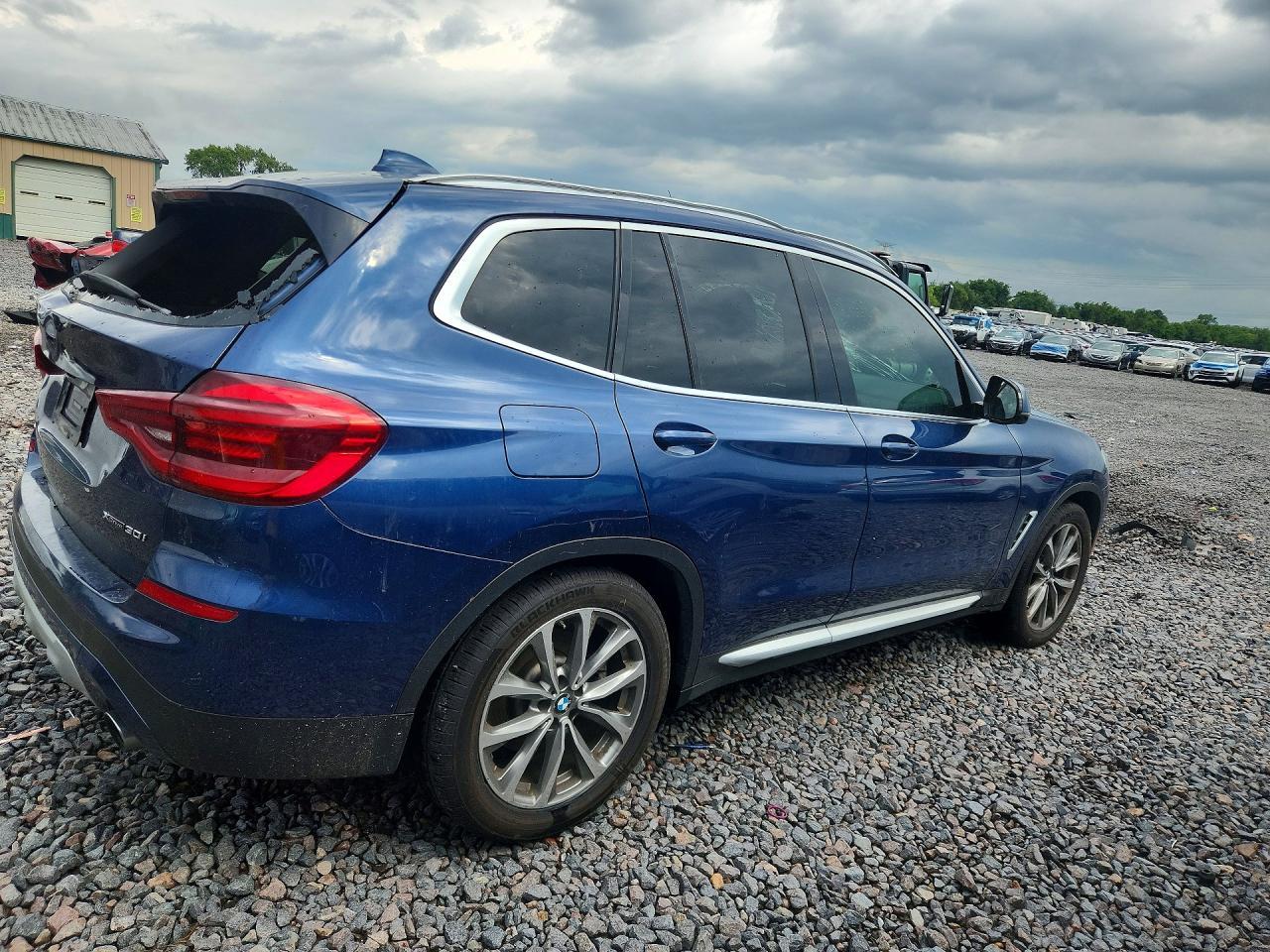 2019 BMW X3 3.0I - Фото 3