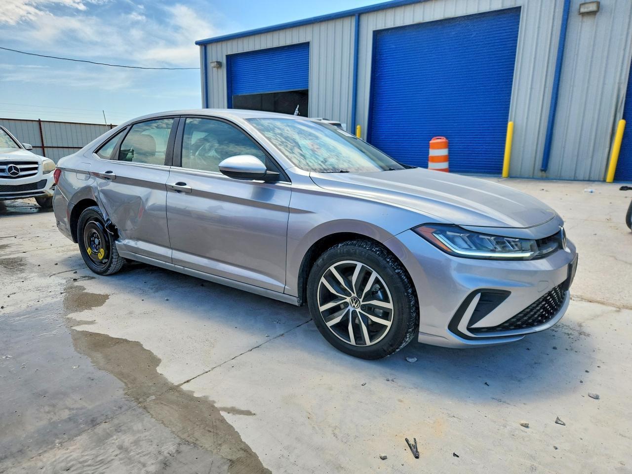 2025 Volkswagen Jetta Se - Фото 4