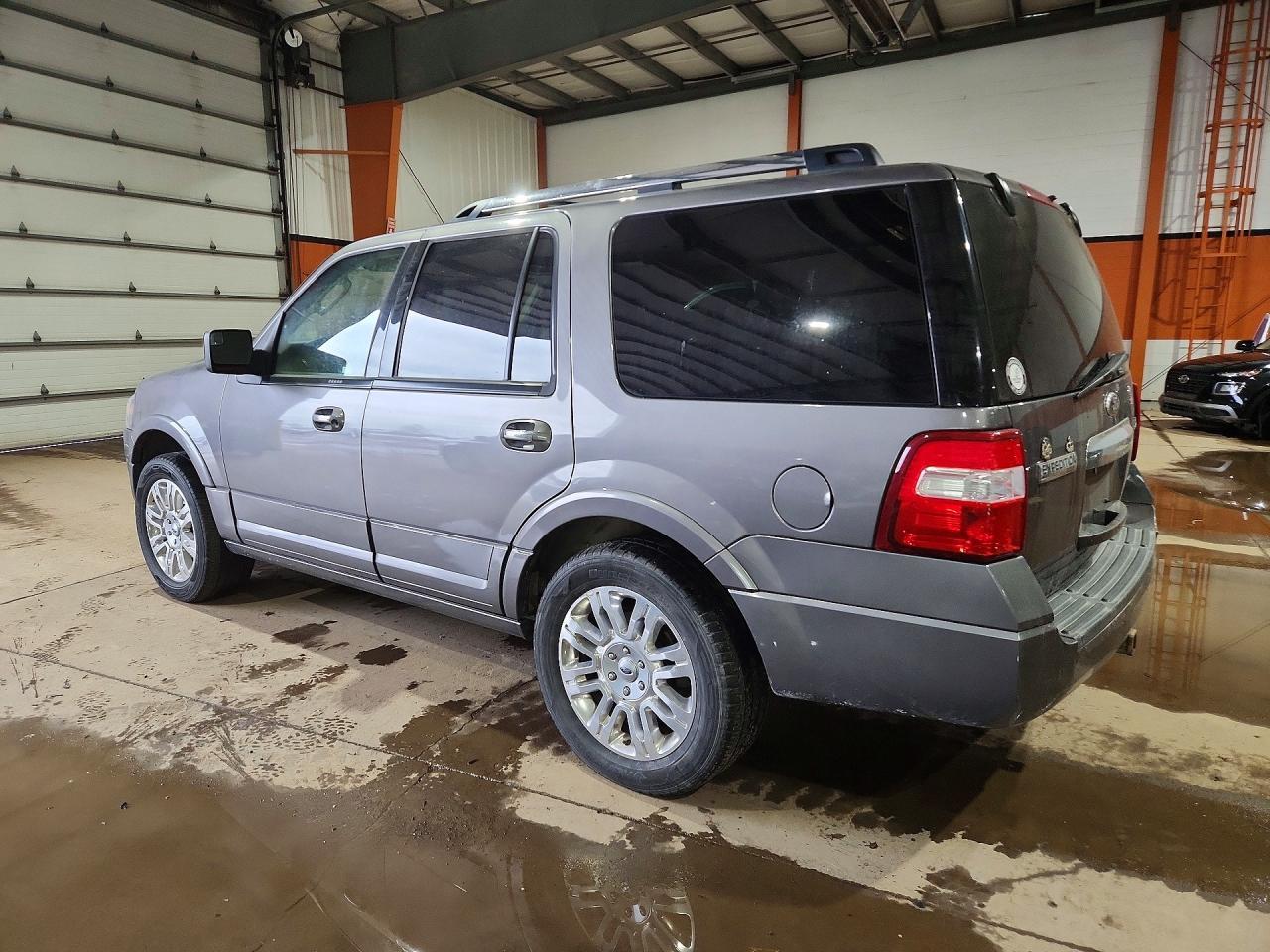 2012 Ford Expedition Limited - Фото 2