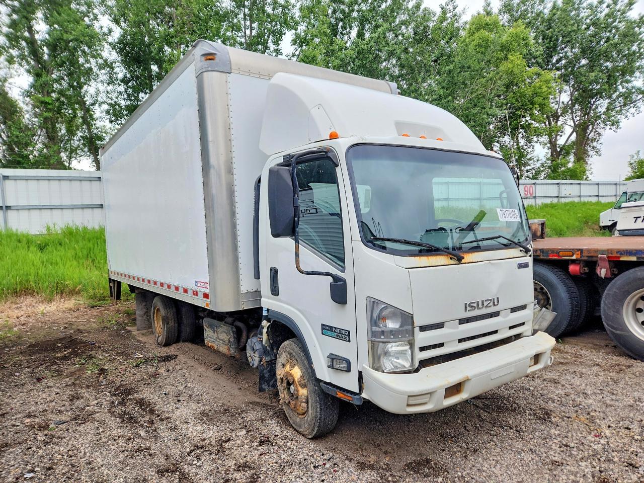 2014 Isuzu Npr Delivery Truck - Фото 4