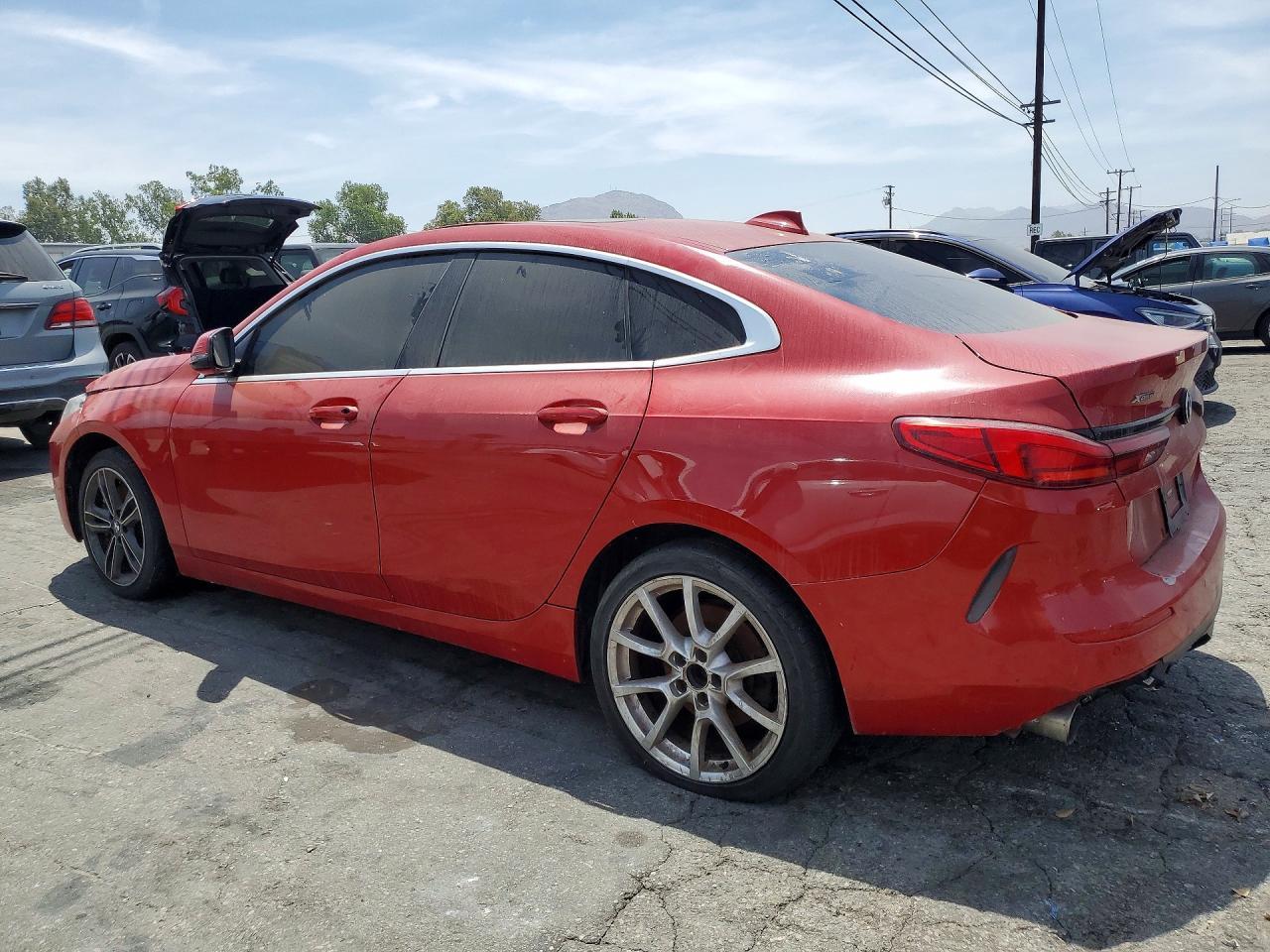 2021 BMW 228Xi - Фото 2
