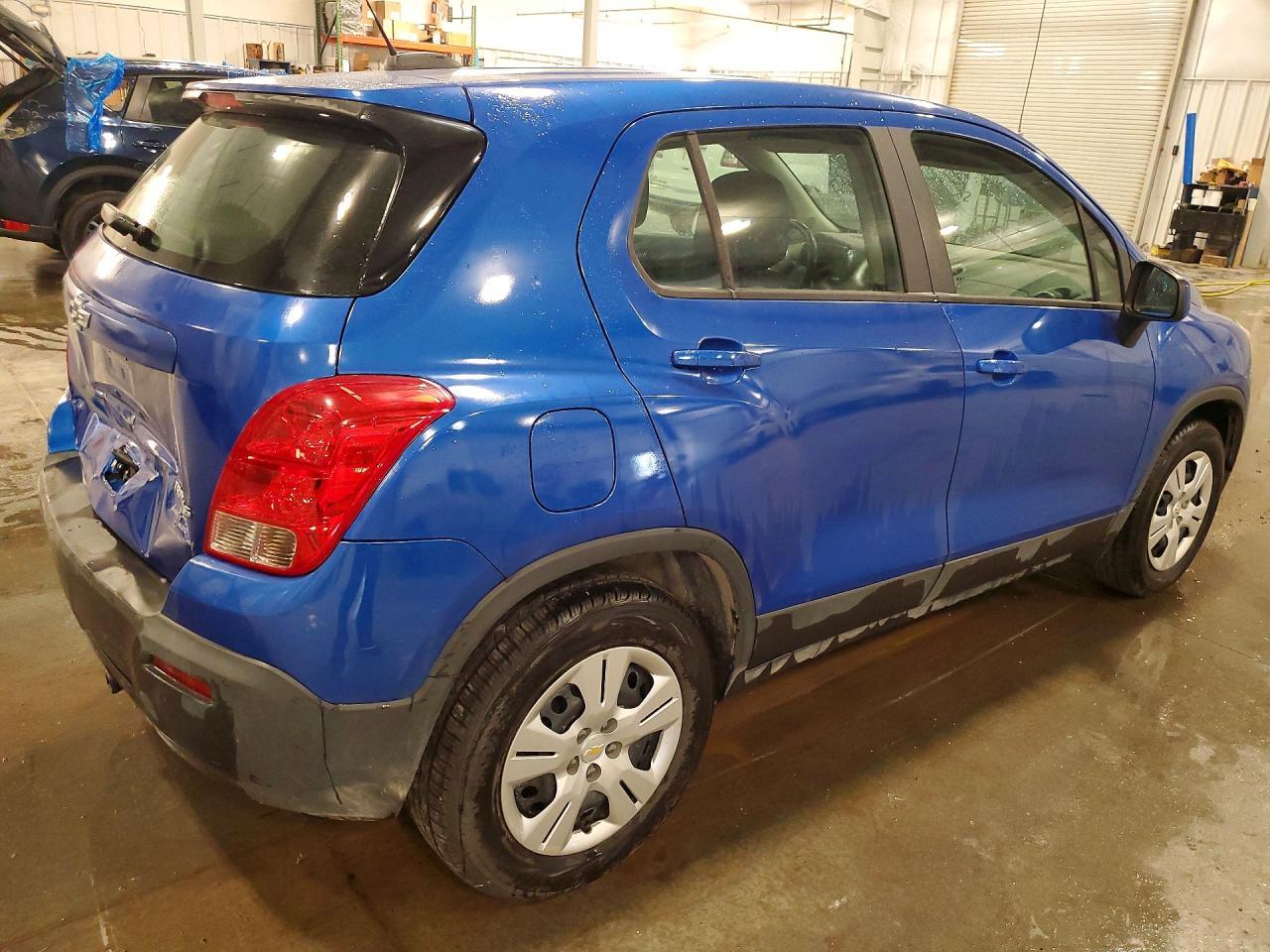 2015 Chevrolet Trax Ls - Image 3