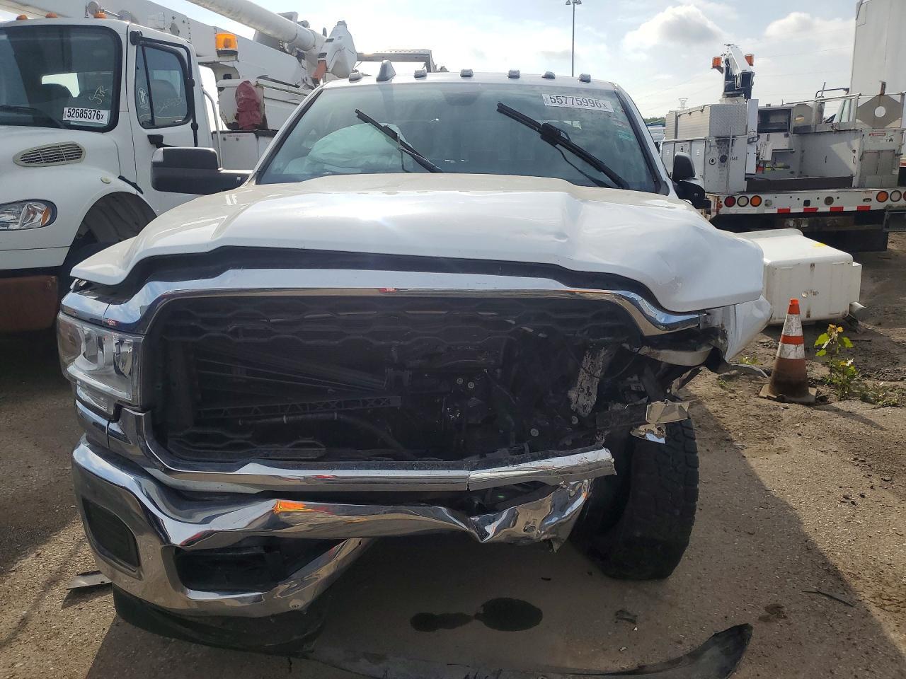 2020 Ram 2500 Tradesman - Фото 5