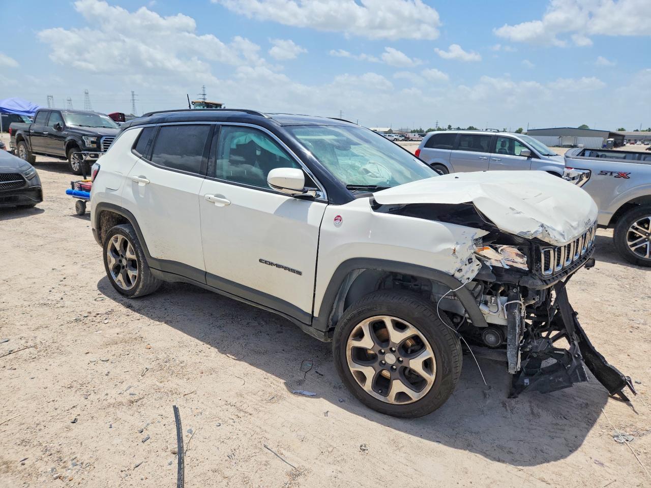 2020 Jeep Compas - Image 4