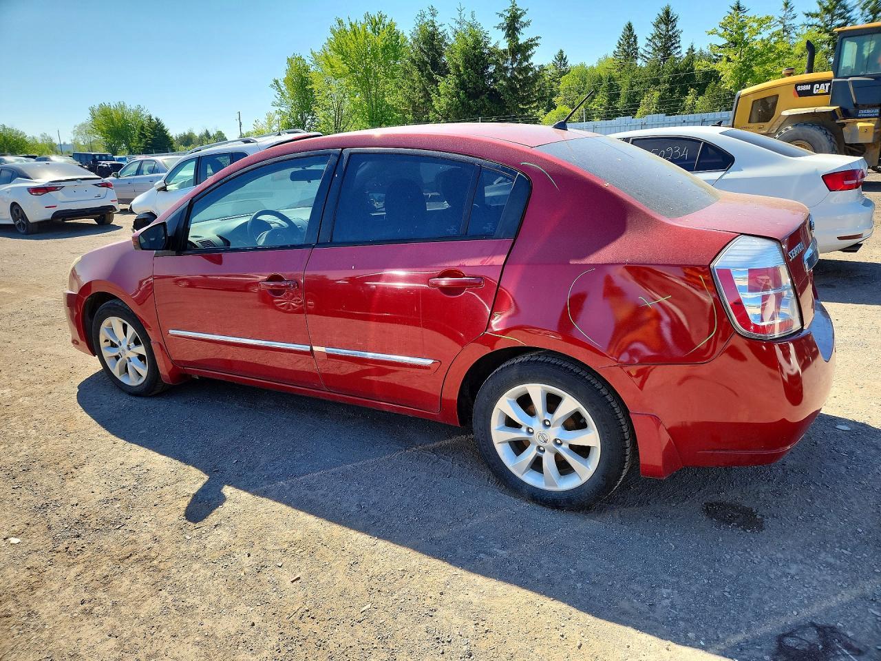 2010 Nissan Sentra 2.0 - Фото 2