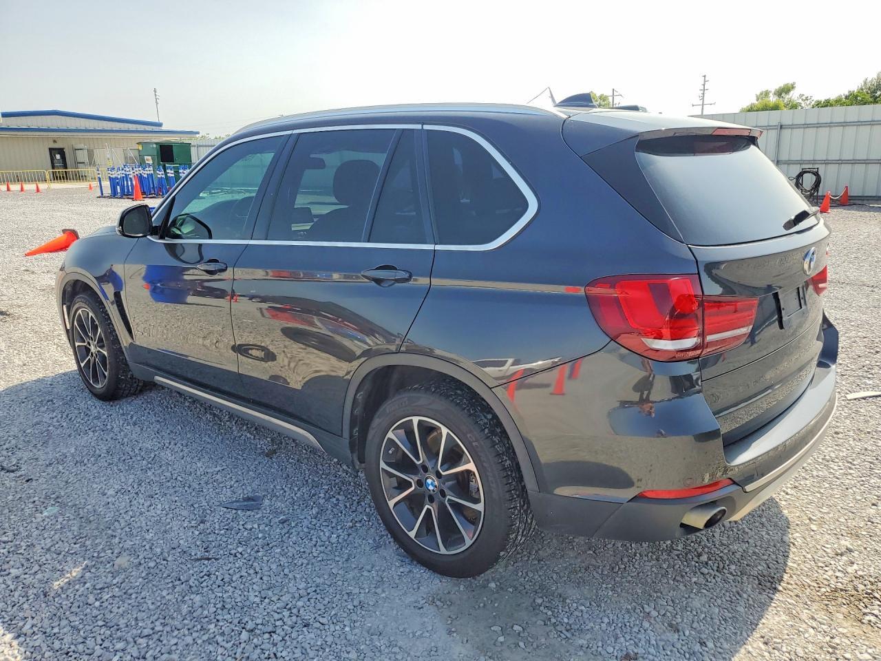 2017 BMW X5 xDrive35I - Фото 2