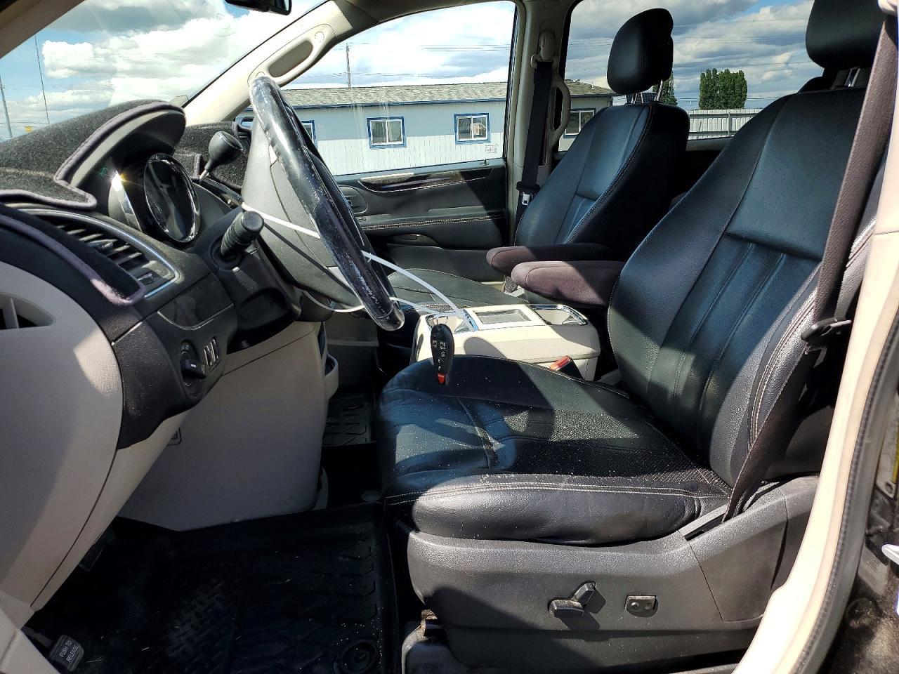 2014 Chrysler Town & Country Touring - Фото 7
