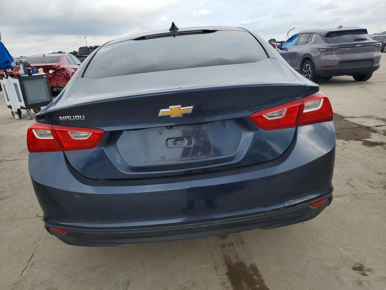 2016 Chevrolet Malibu Ls - Image 6