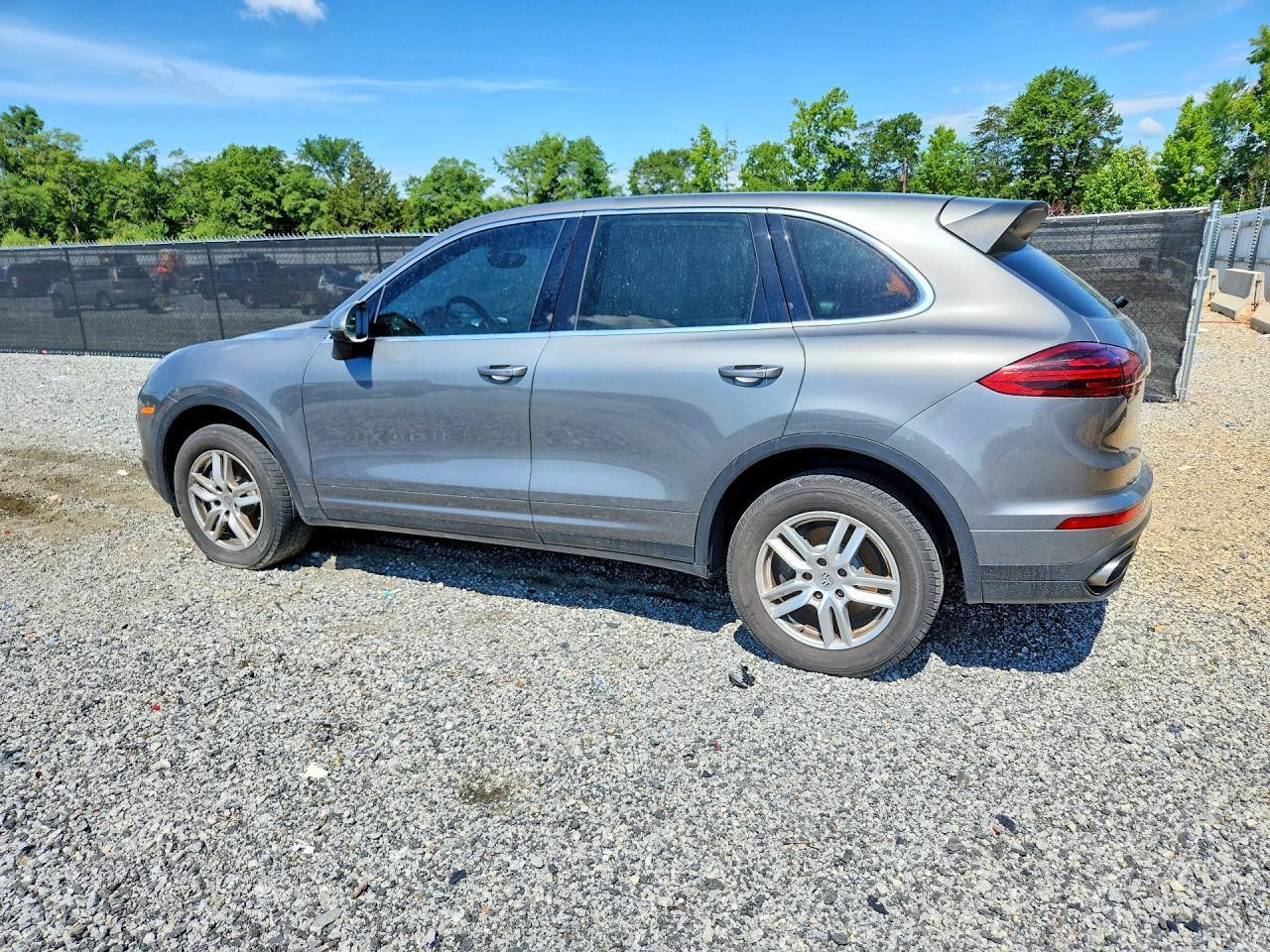 2017 Porsche Cayenne - Фото 2