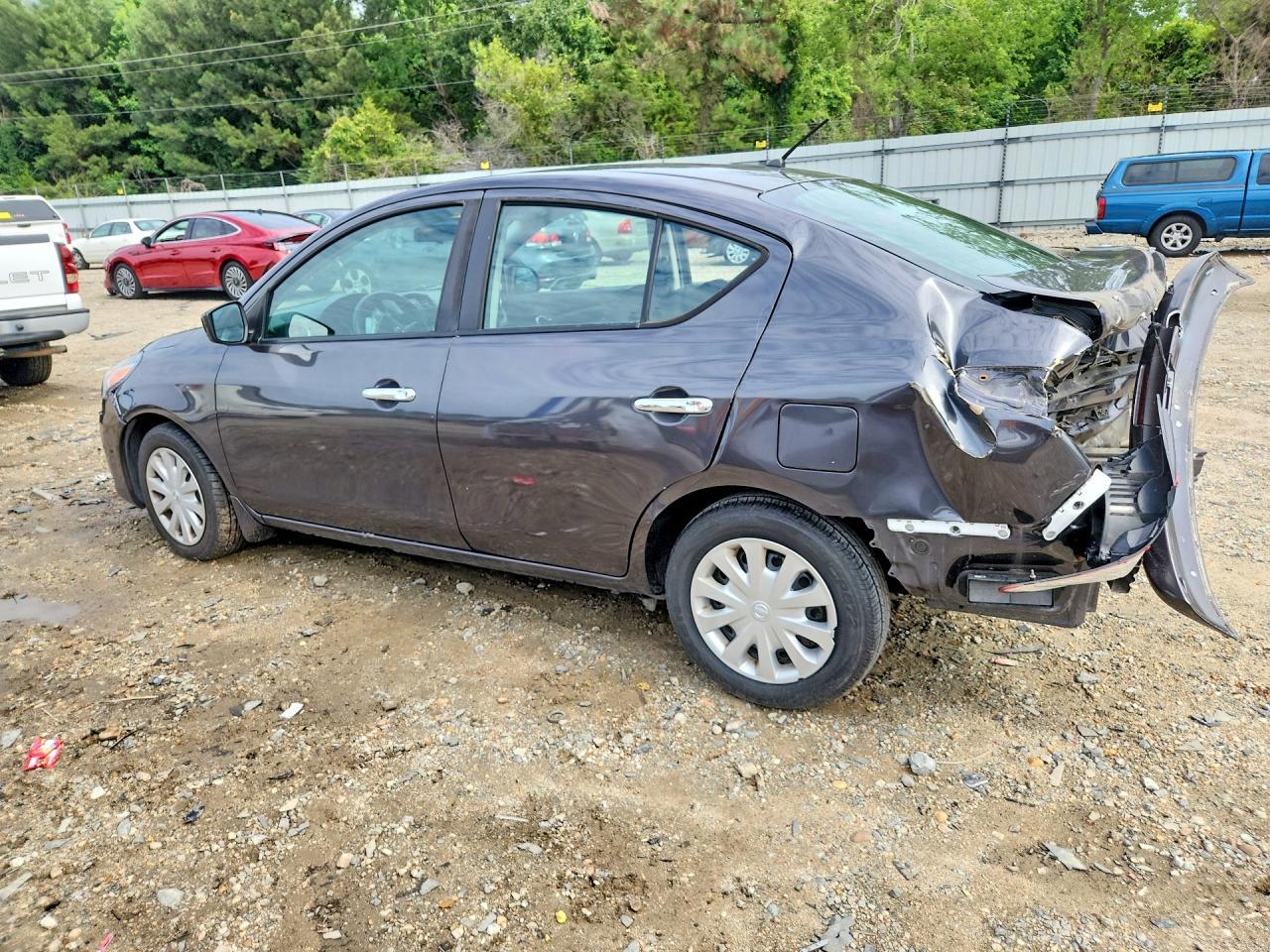 2015 Nissan Versa 1.6 Sv - Фото 2