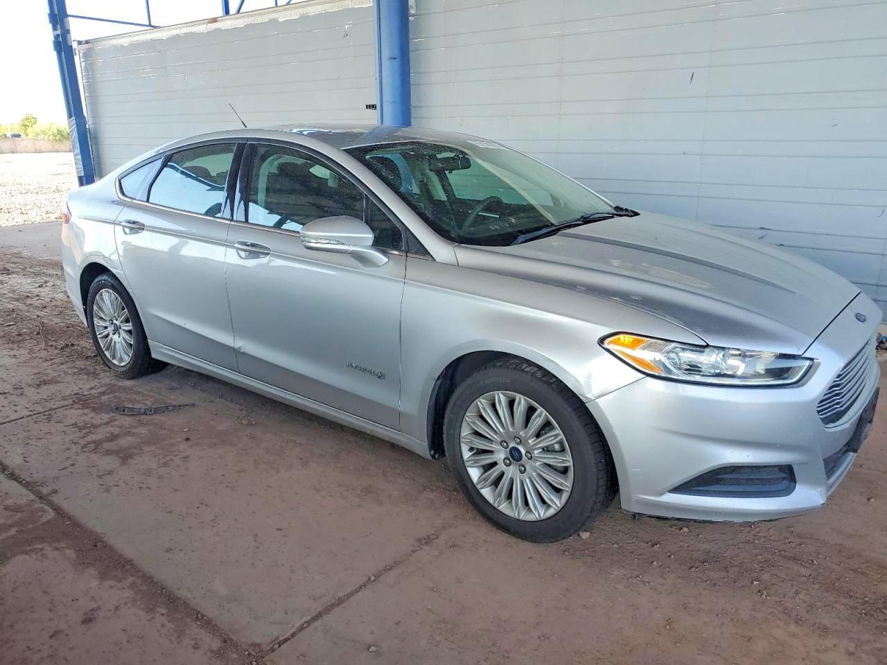 2014 Ford Fusion Se Hybrid - Image 4