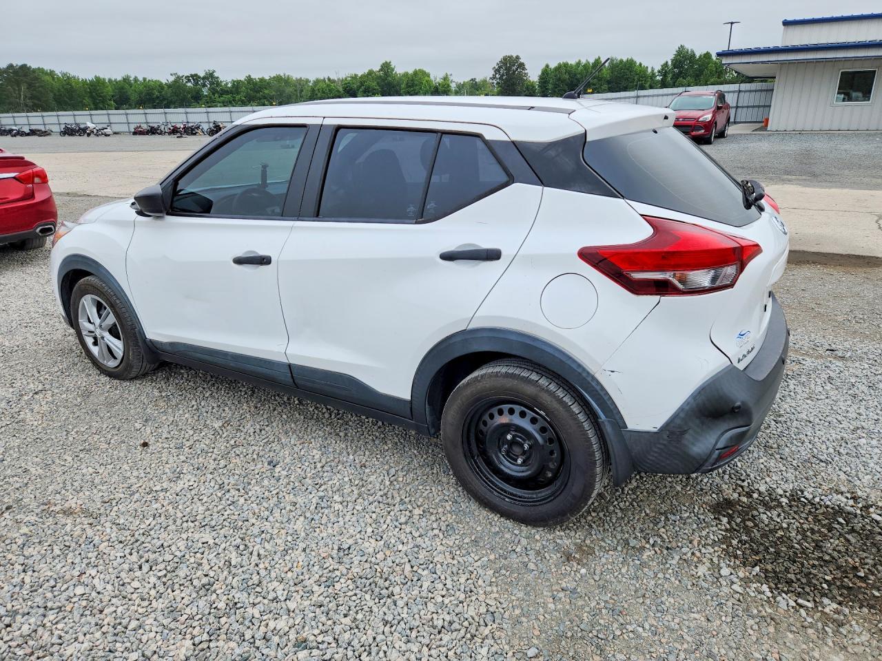 2020 Nissan Kicks S - Image 2