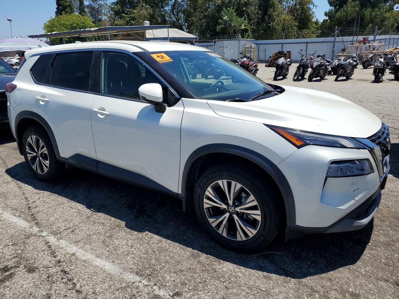 2021 Nissan Rogue Sv - Image 4