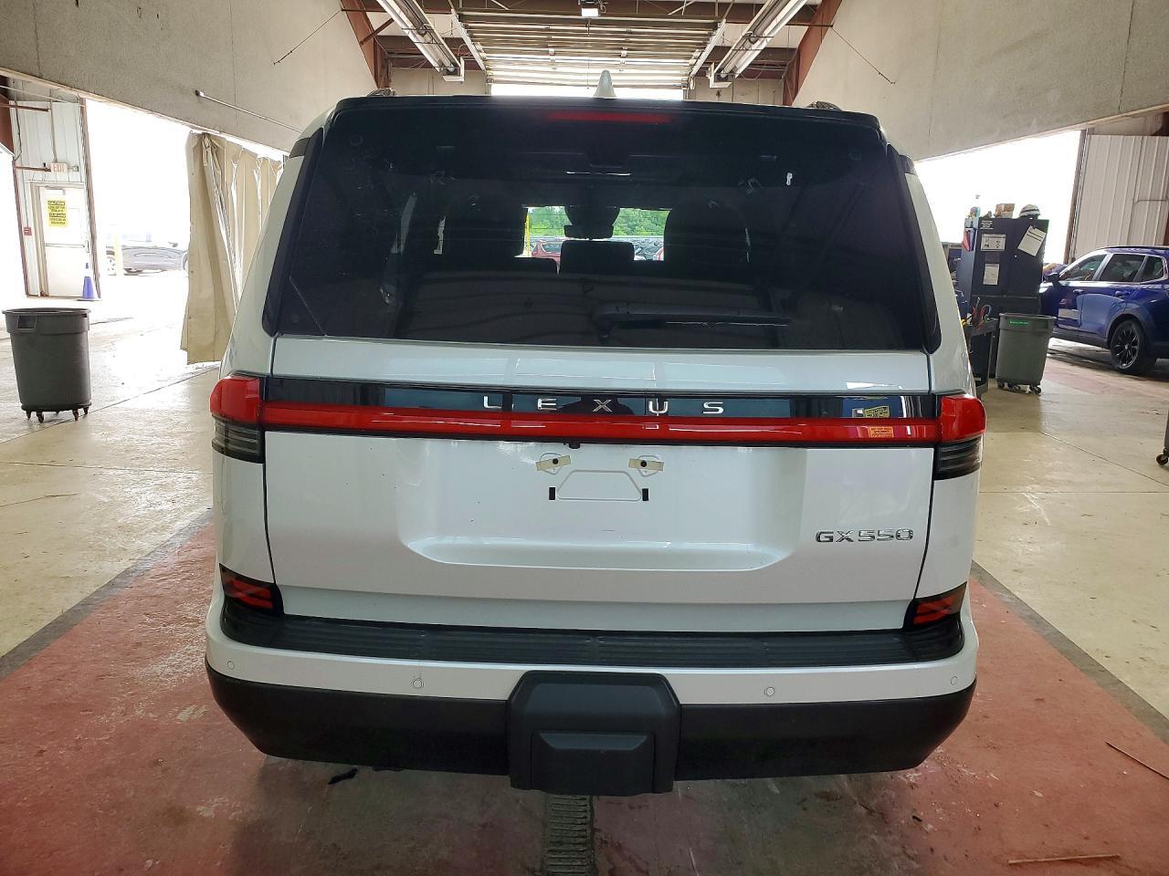 2024 Lexus Gx 550 Luxury - Image 6