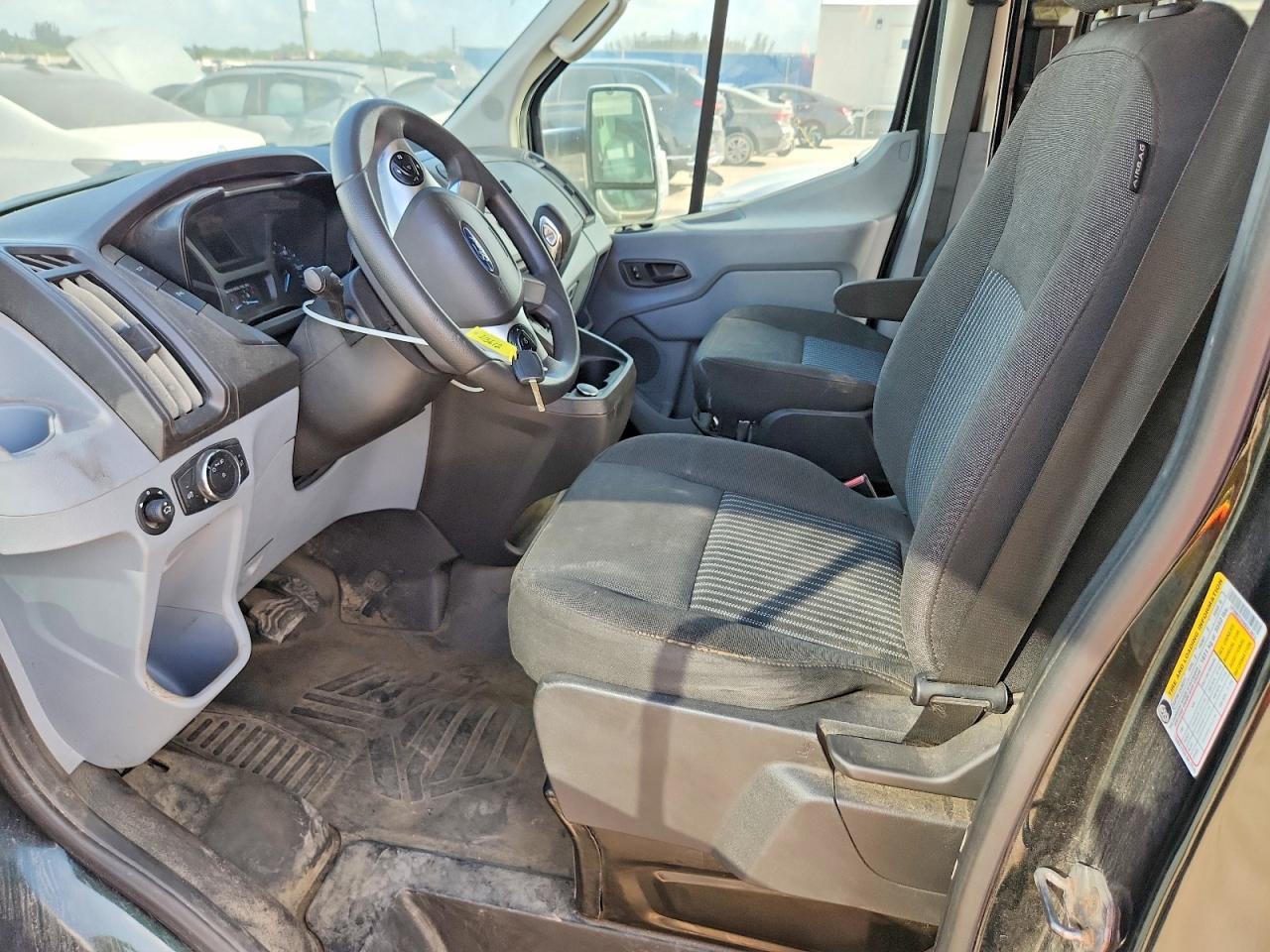 2019 Ford Transit 350 Delivery Van - Image 7