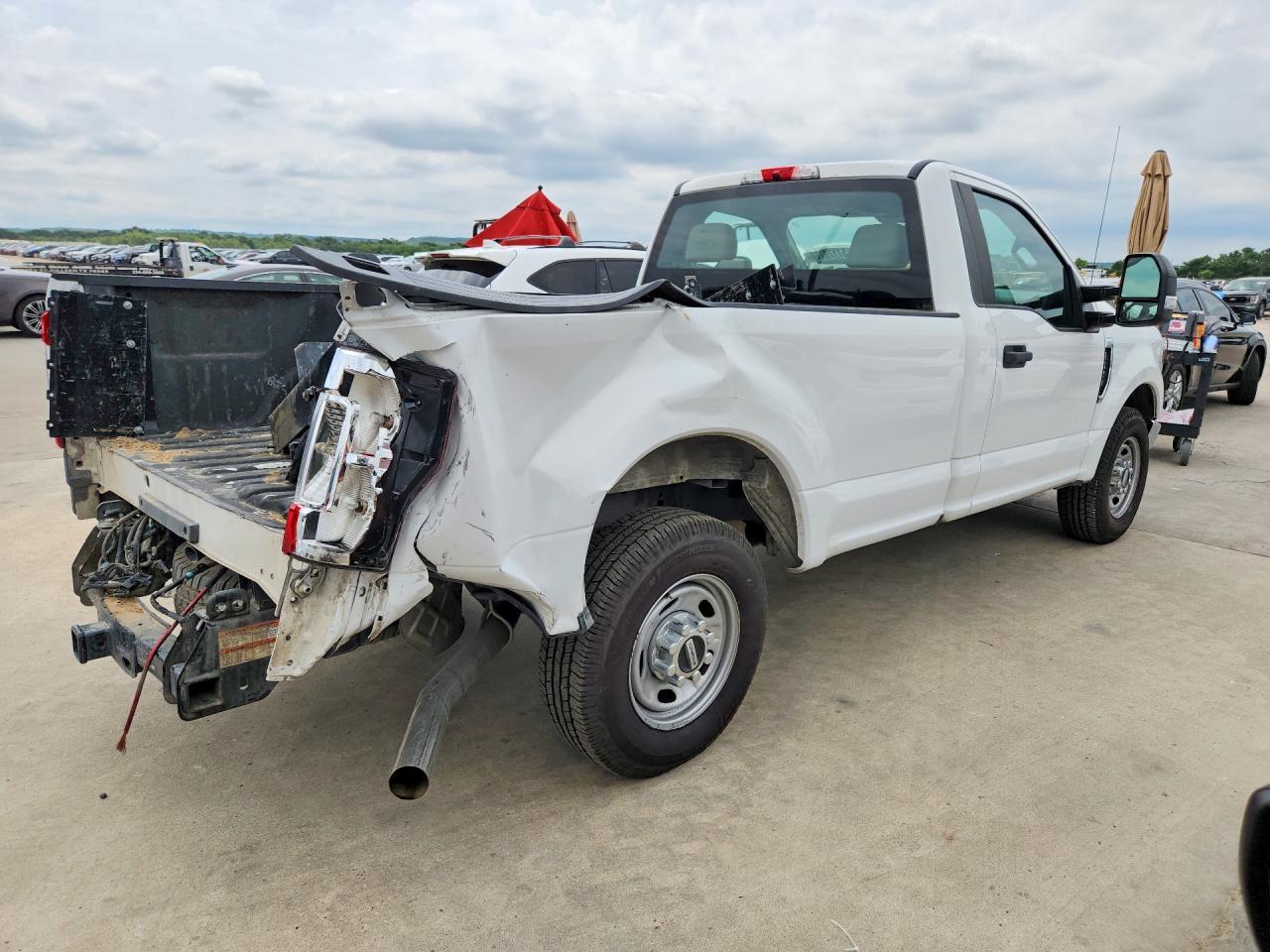 2019 Ford F250 Super Duty - Фото 3