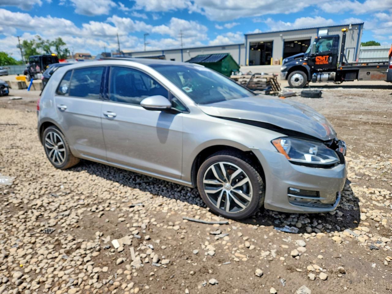2015 Volkswagen Golf - Image 4