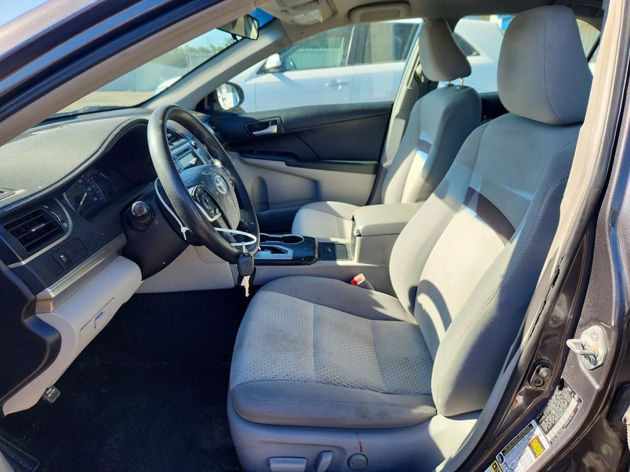 2012 Toyota Camry Le - Image 7