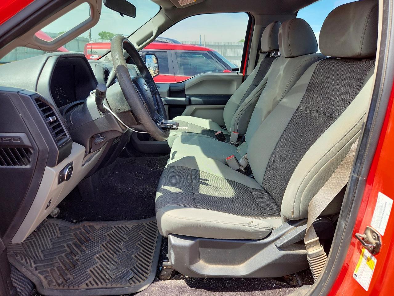 2017 Ford F150 - Image 7