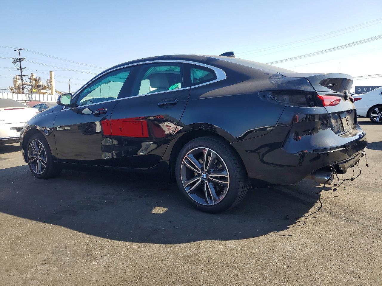 2024 BMW 228Xi - Фото 2