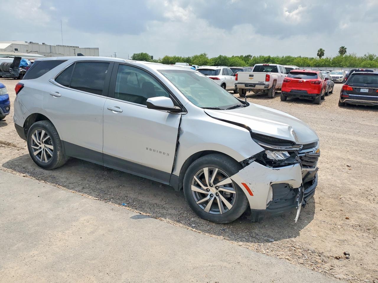2022 Chevrolet Equinox Lt - Image 4