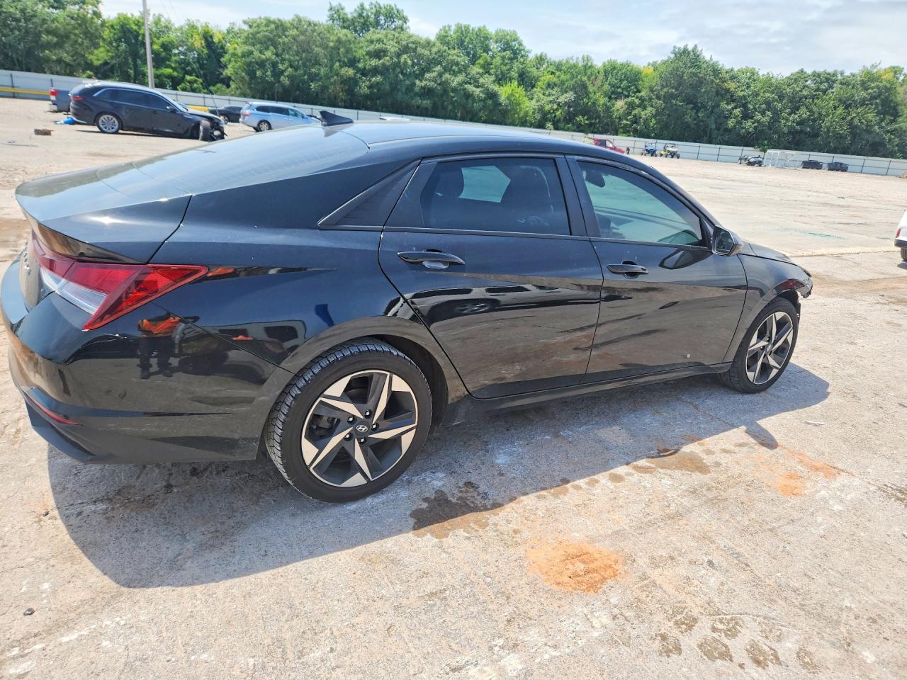 2023 Hyundai Elantra Sel - Фото 3
