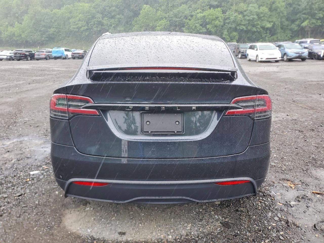 2024 Tesla Model X - Фото 6