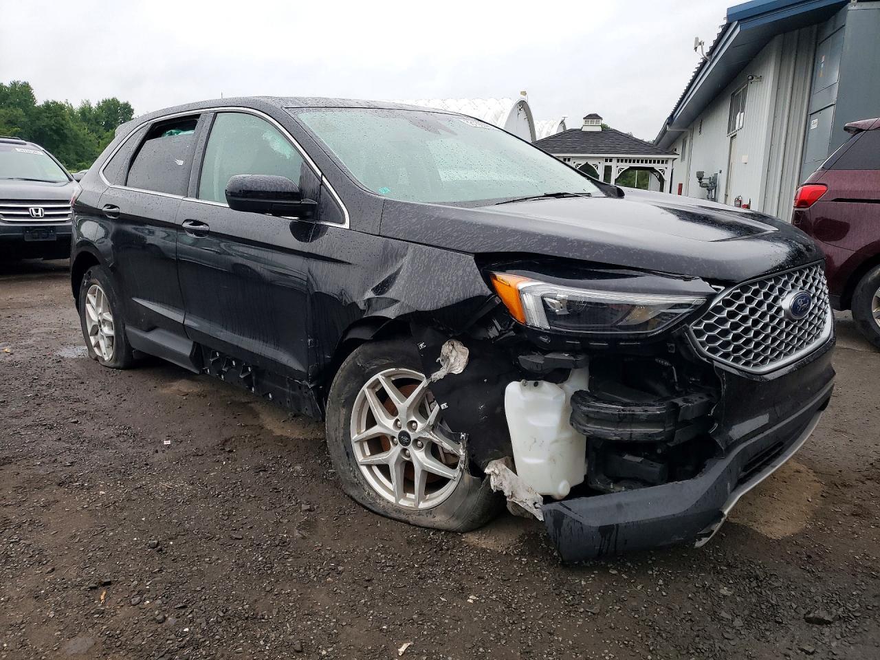 2023 Ford Edge Sel - Image 4