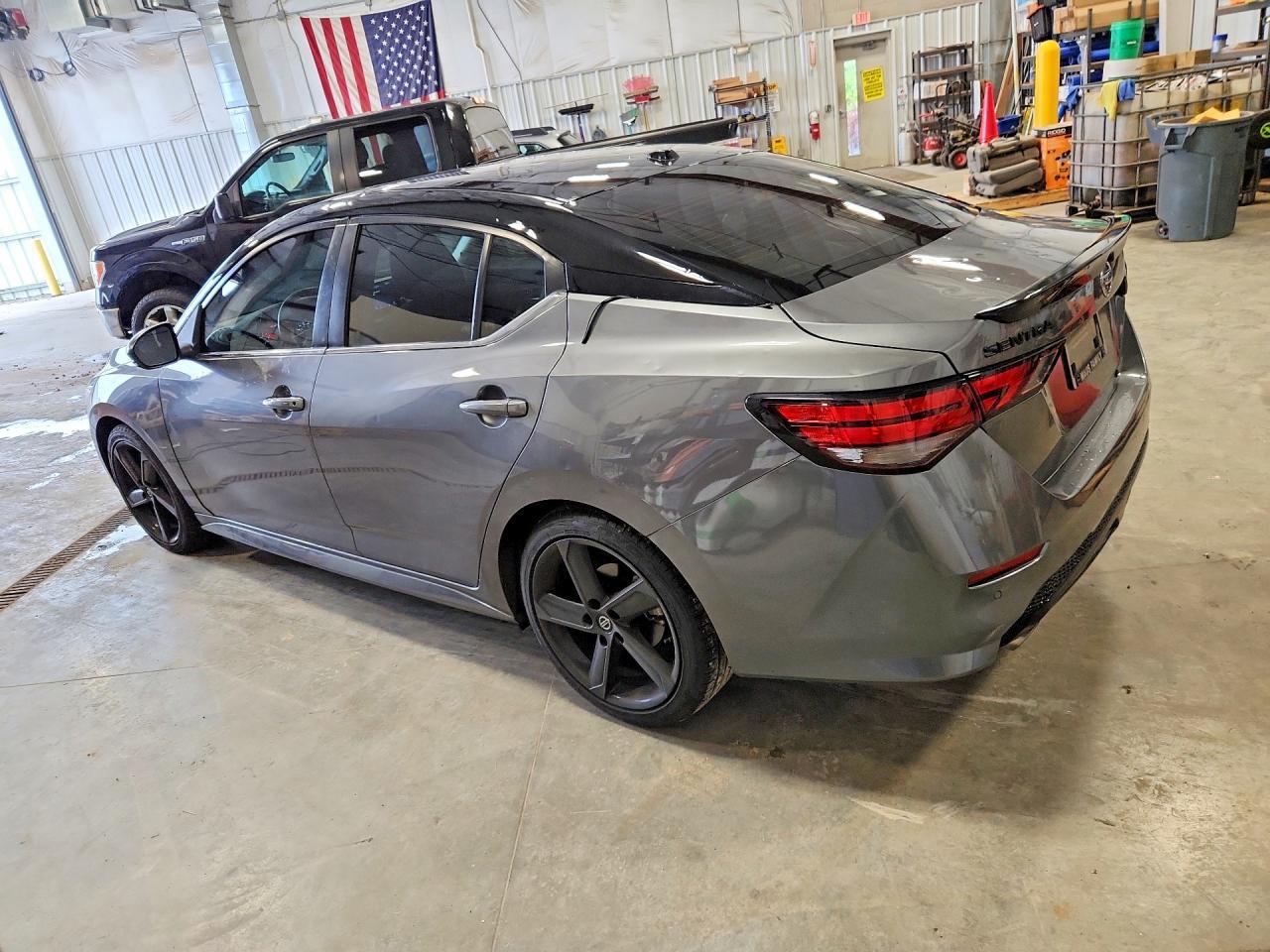 2022 Nissan Sentra Sr - Фото 2