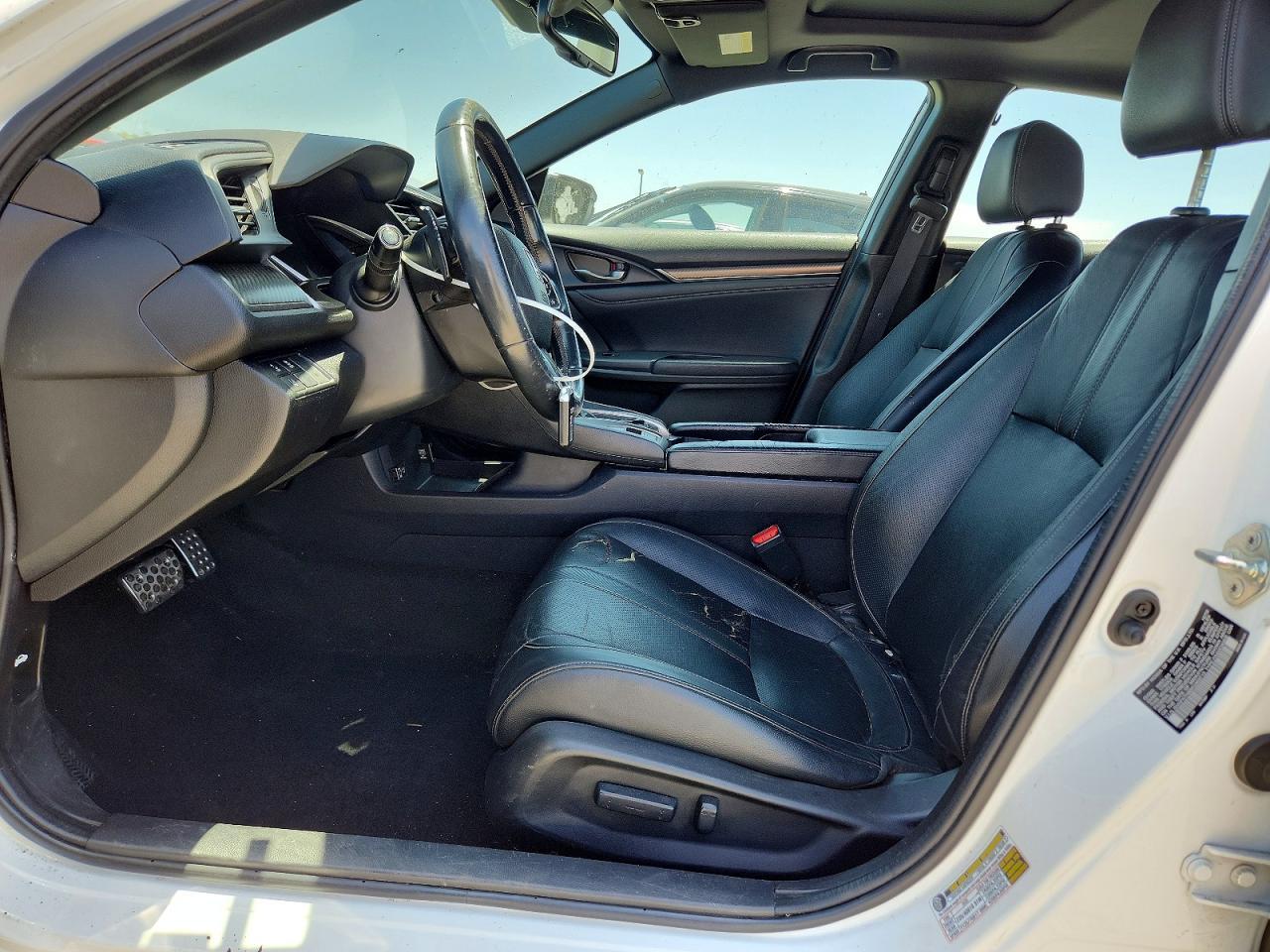 2019 Honda Civic Sport Touring - Фото 7