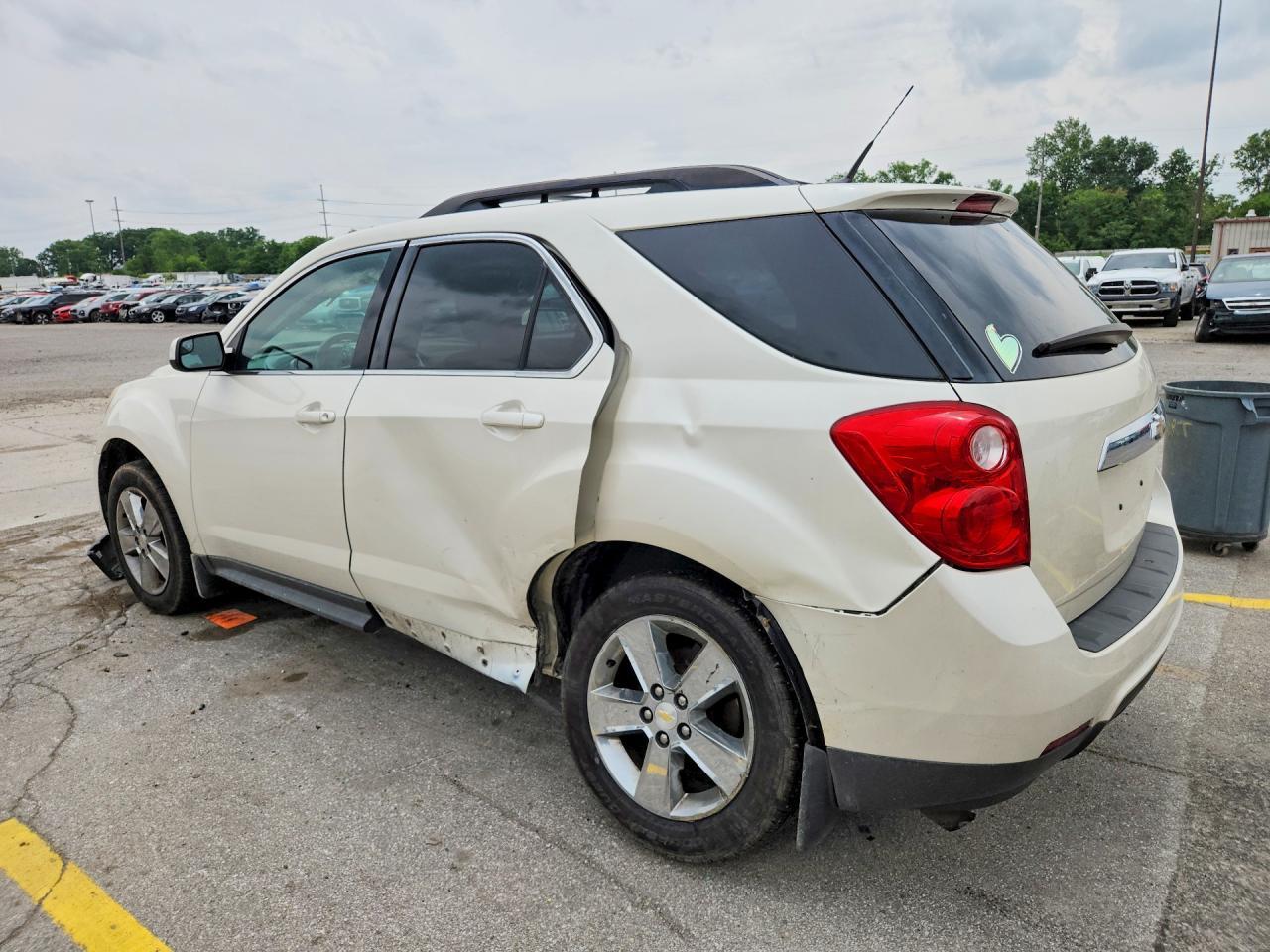 2012 Chevrolet Equinox Lt - Image 2