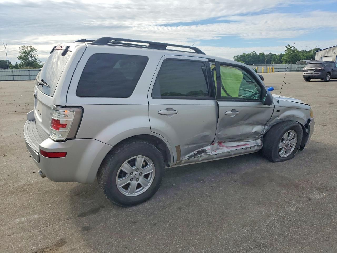 2009 Mercury Mariner - Image 3