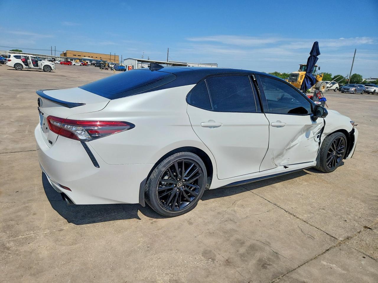 2023 Toyota Camry Xse - Image 3