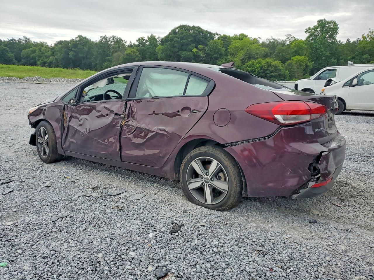 2018 Kia Forte Lx - Image 2