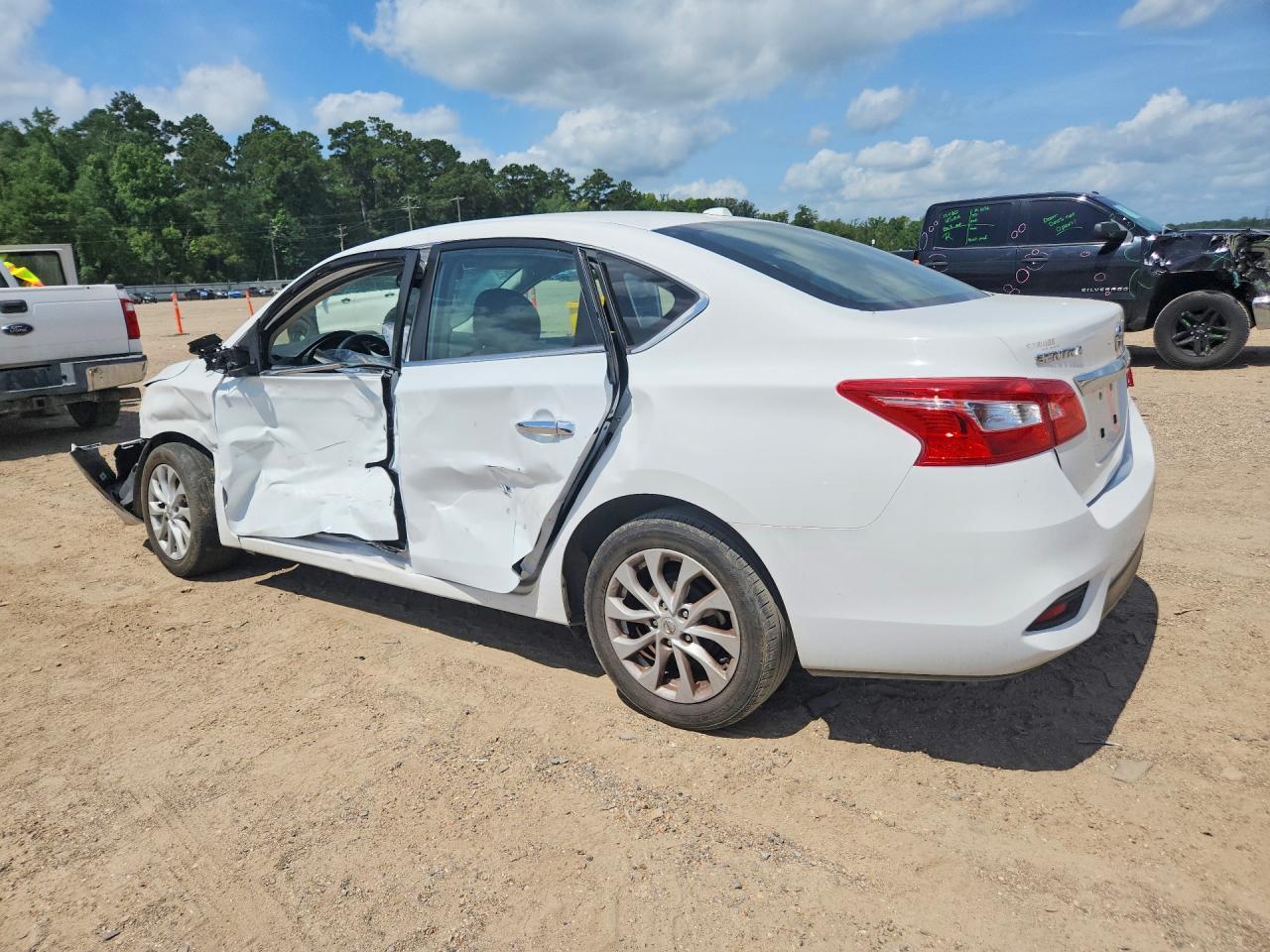 2019 Nissan Sentra Sv - Image 2