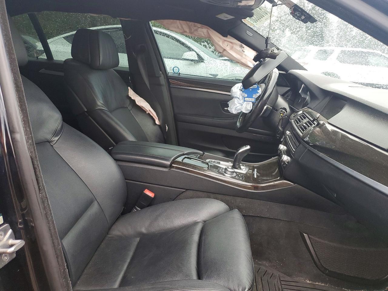 2012 BMW 535 Xi - Image 7