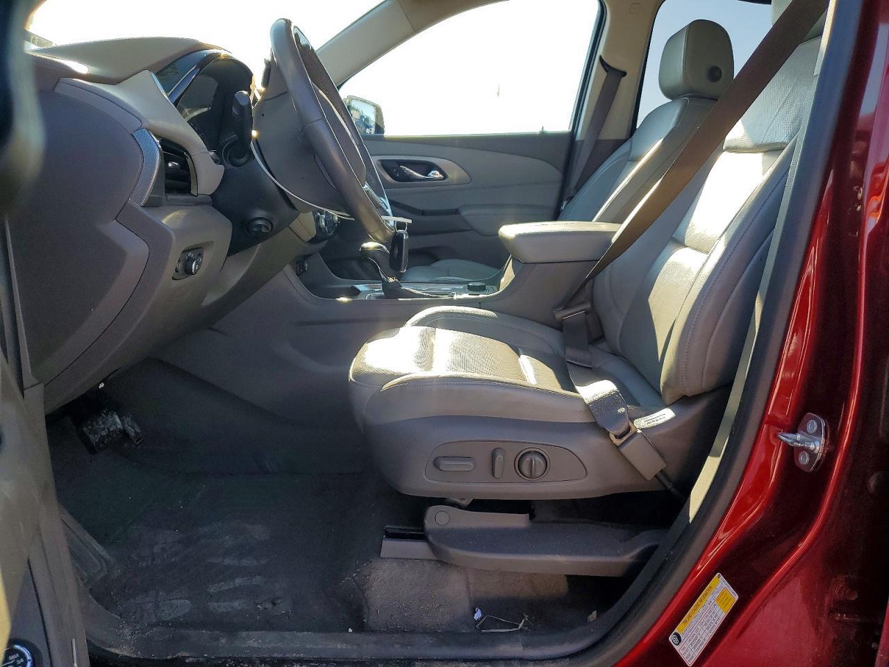 2018 Chevrolet Traverse Premier - Фото 7