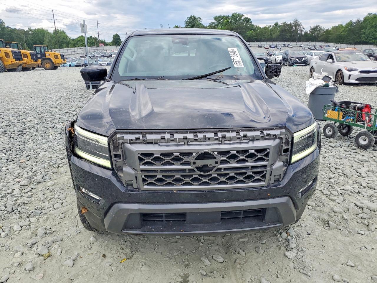 2022 Nissan Frontier Sv - Image 5