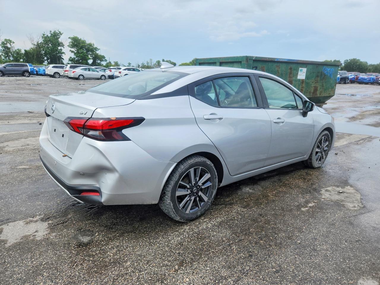 2021 Nissan Versa Sv - Фото 3