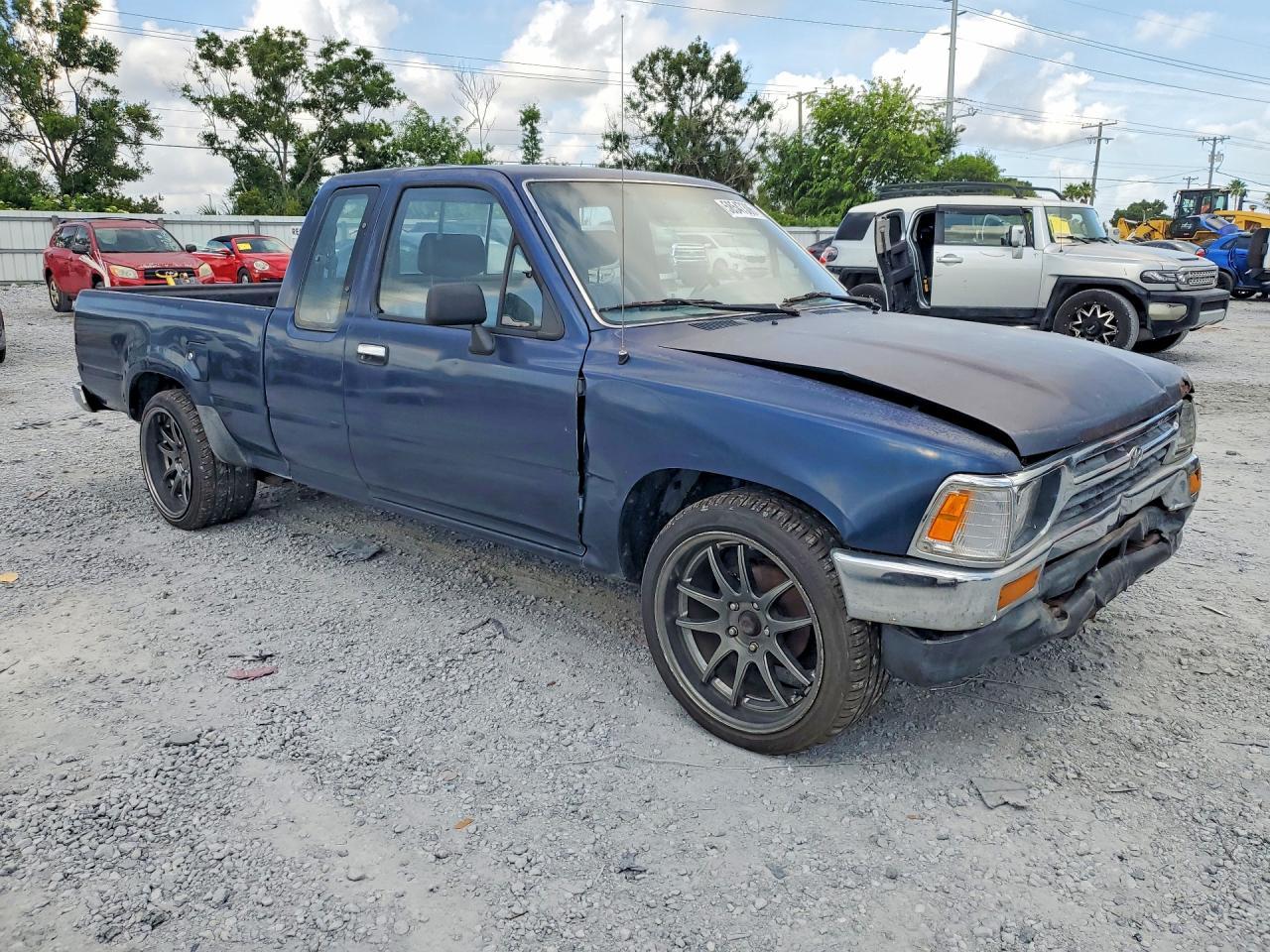 1994 Toyota Pickup Dx - Image 4