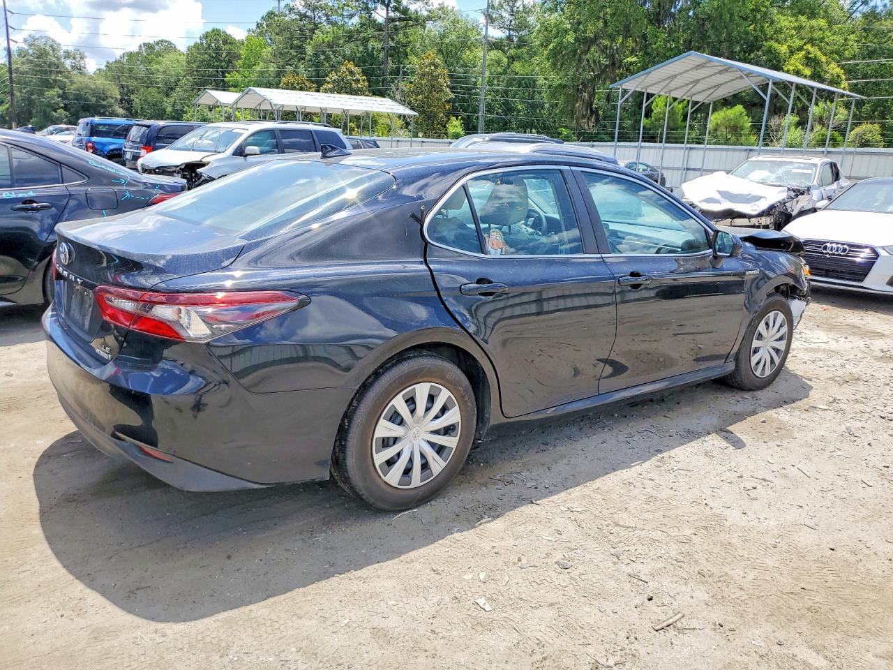2021 Toyota Camry Le - Image 3