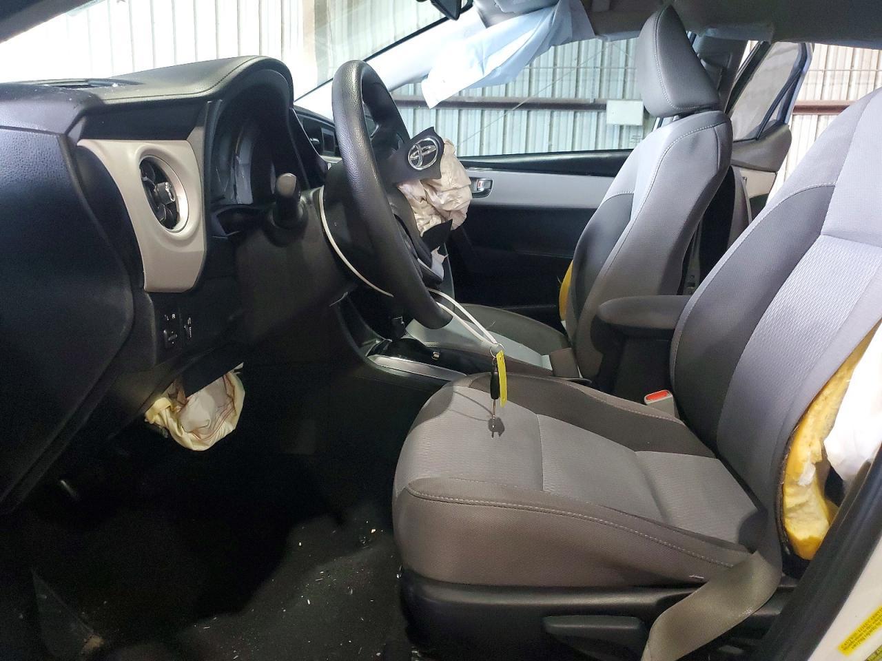 2017 Toyota Corolla Le - Image 7