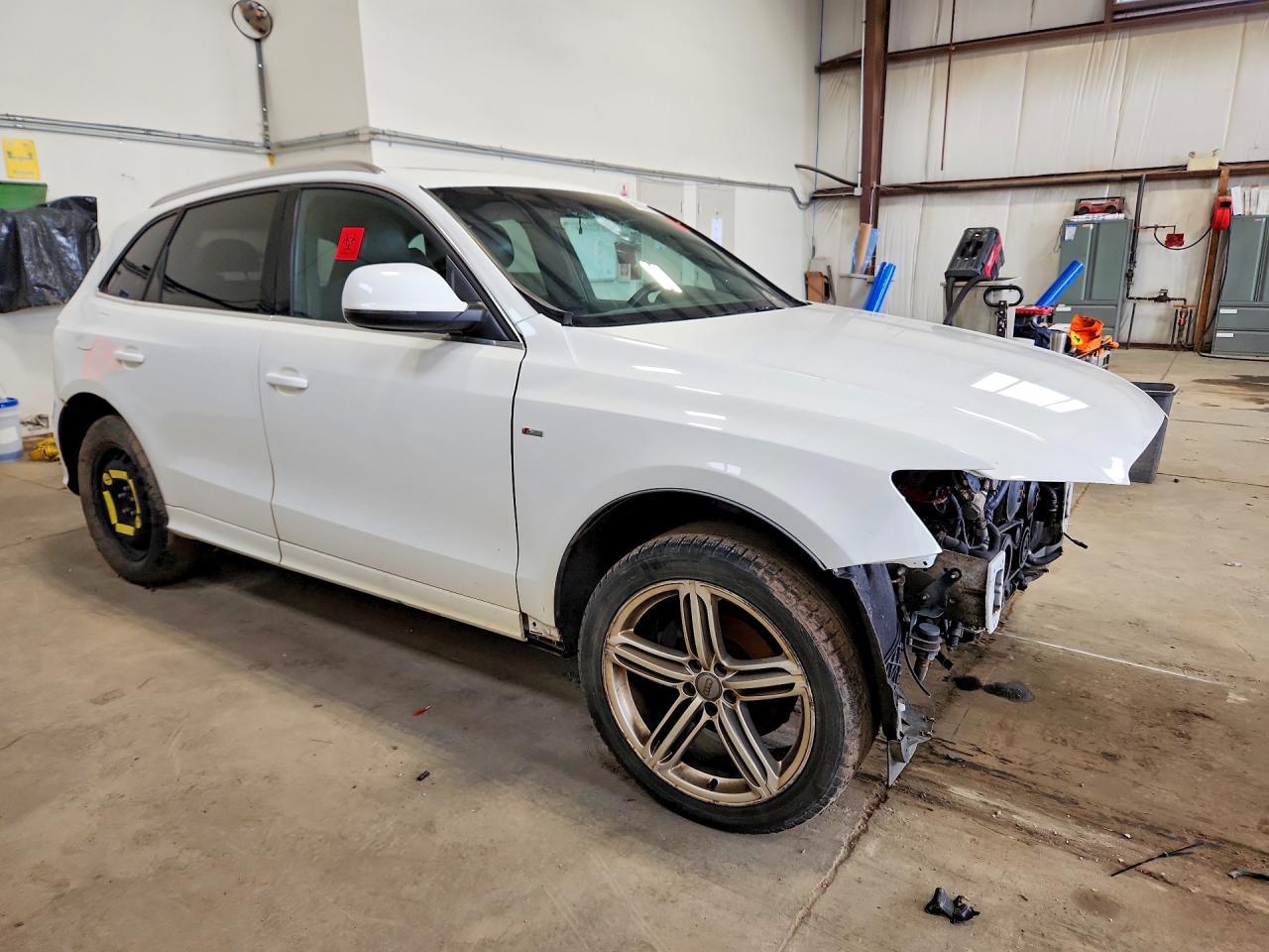 2011 Audi Q5 Premium Plus - Image 4